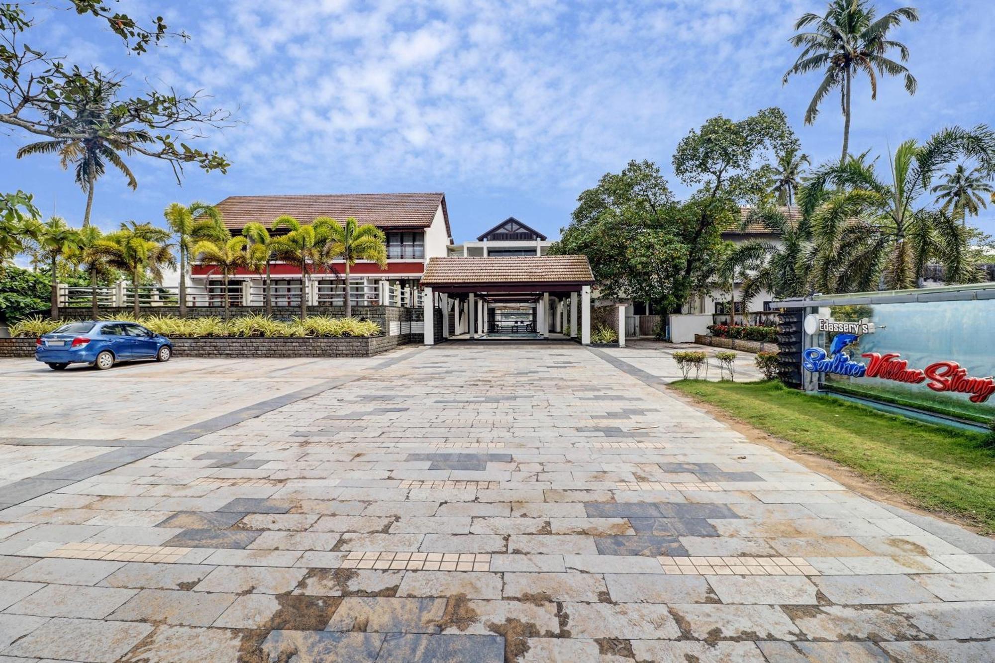 Townhouse Oak Edassery'S Sealine Villa Stay Kochi Dış mekan fotoğraf