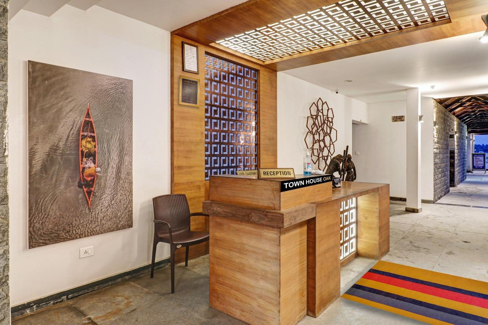 Townhouse Oak Edassery'S Sealine Villa Stay Kochi Dış mekan fotoğraf