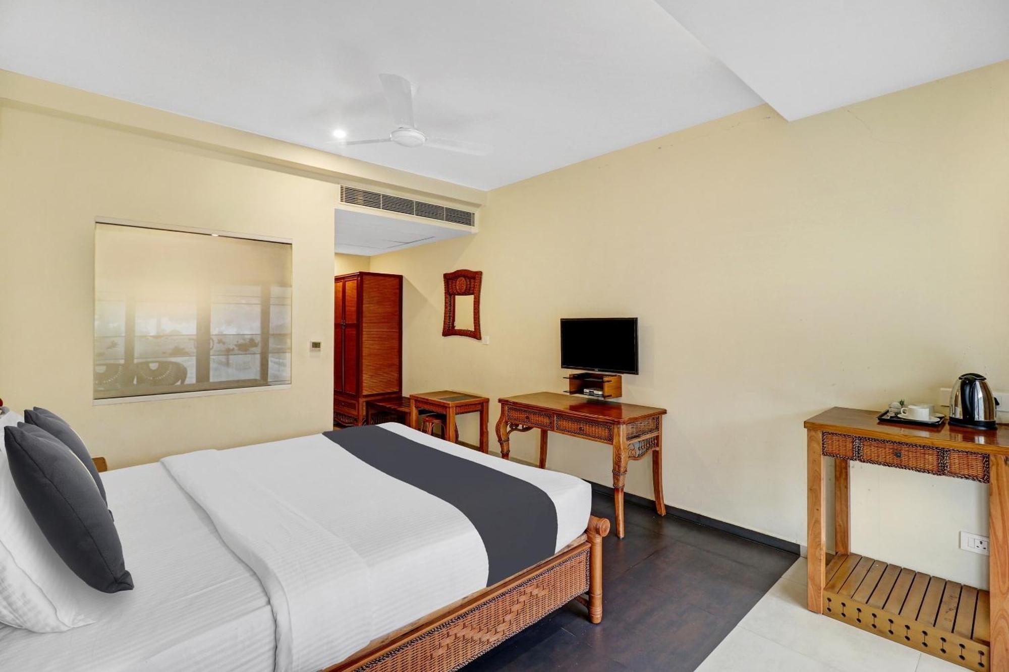 Townhouse Oak Edassery'S Sealine Villa Stay Kochi Dış mekan fotoğraf