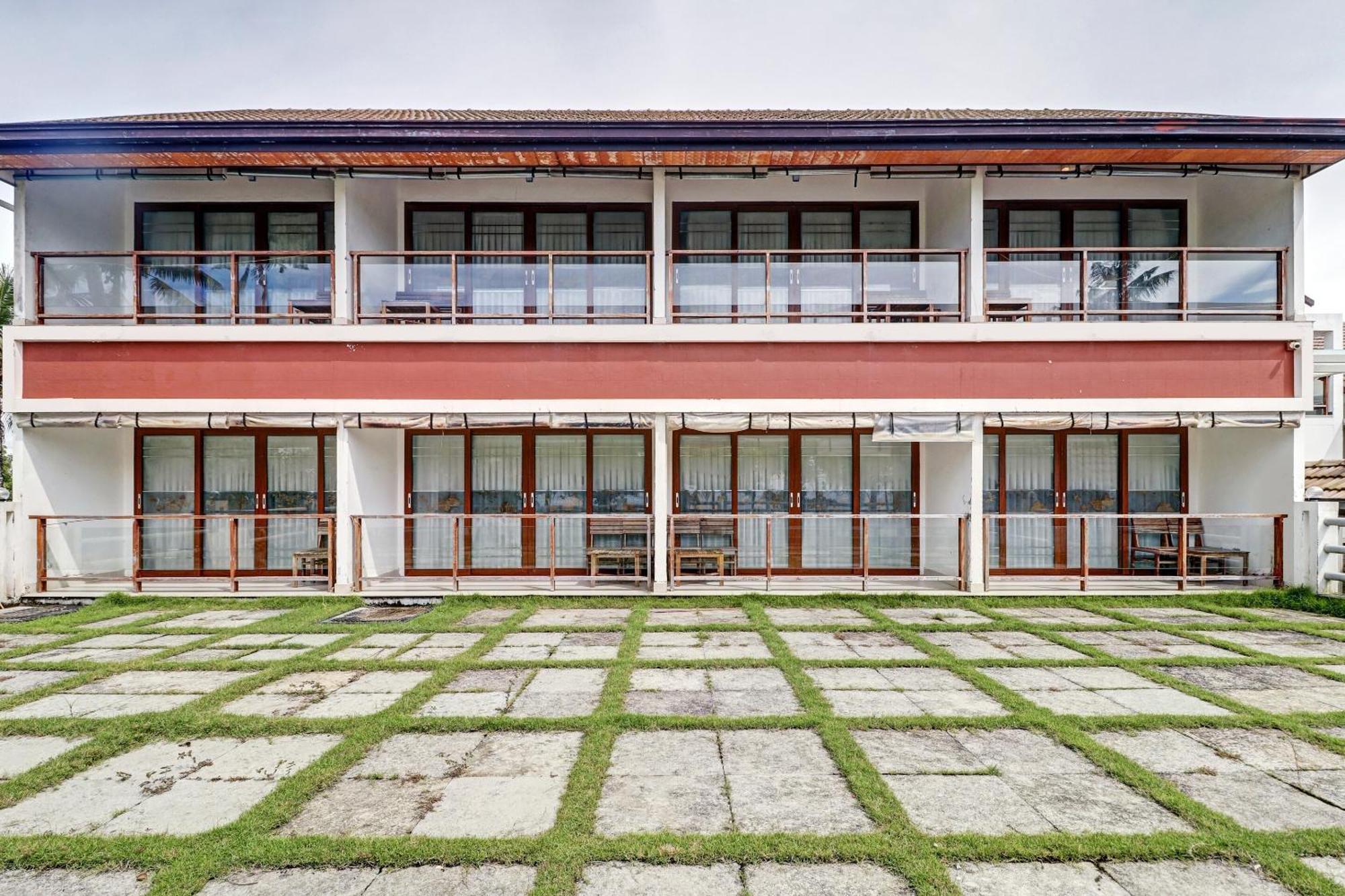 Townhouse Oak Edassery'S Sealine Villa Stay Kochi Dış mekan fotoğraf