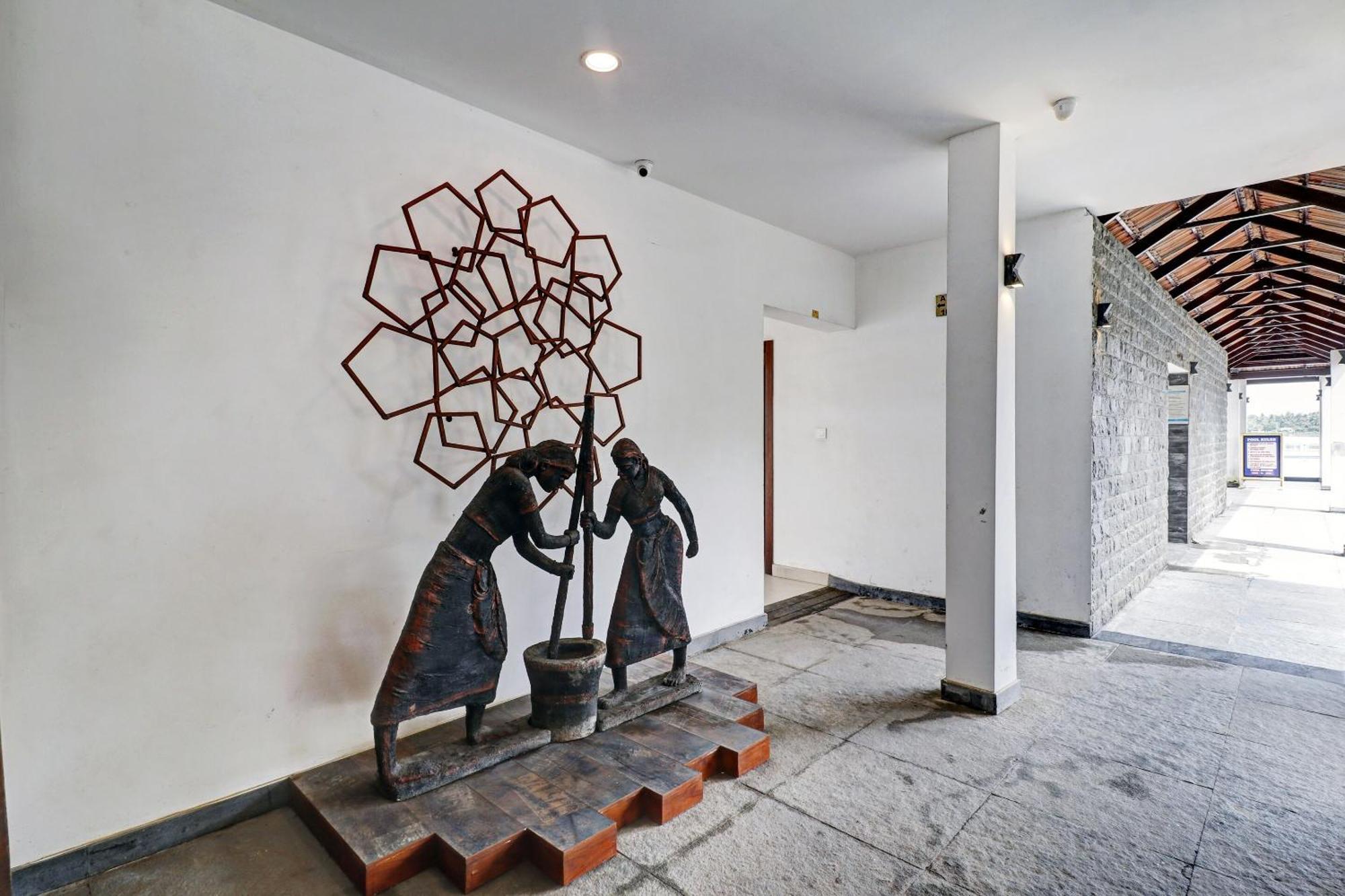 Townhouse Oak Edassery'S Sealine Villa Stay Kochi Dış mekan fotoğraf